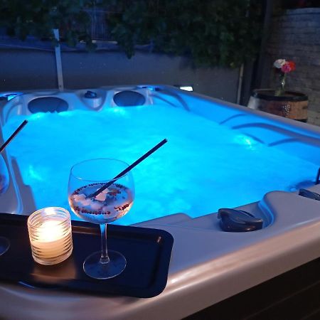 Apartment Belleza With Private Jacuzzi Zadar Dış mekan fotoğraf