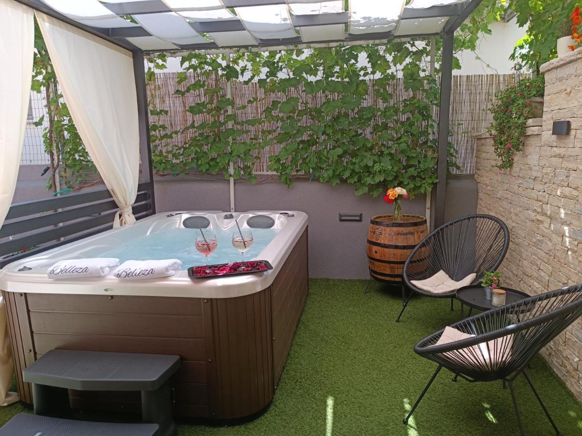 Apartment Belleza With Private Jacuzzi Zadar Dış mekan fotoğraf